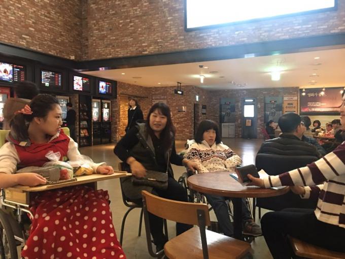 KakaoTalk_20161107_131348419.jpg
