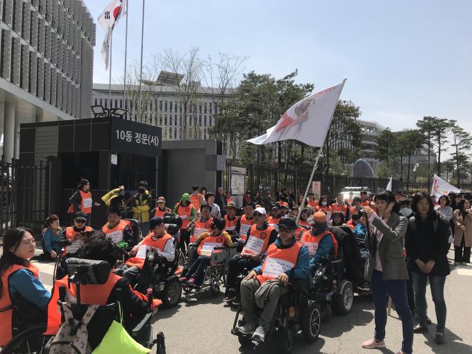 KakaoTalk_20180412_160931976.jpg