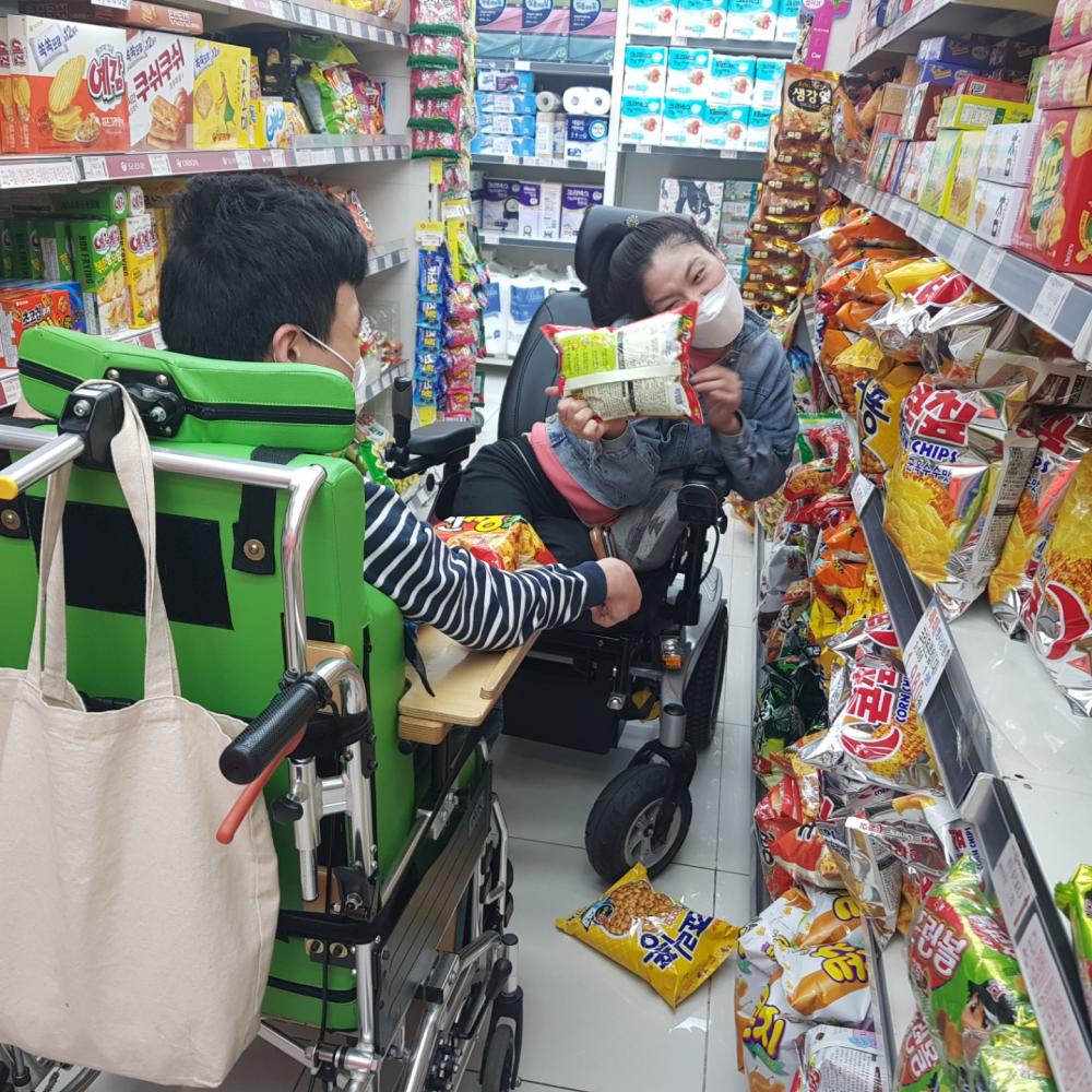 KakaoTalk_20210325_160235172_03.jpg
