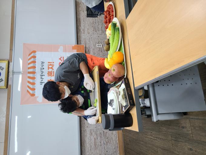 KakaoTalk_20210506_155737415_05.jpg