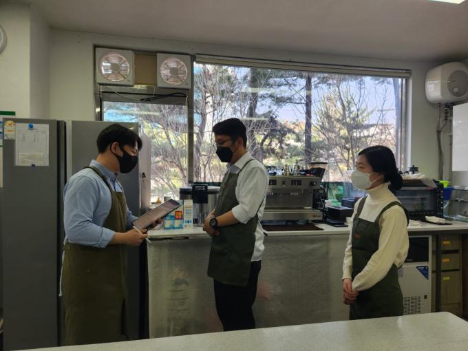 KakaoTalk_20230310_132946401_03.jpg